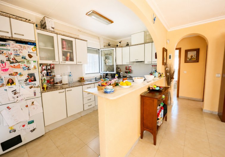 Segunda mano - villa - Torrevieja - Costa Blanca