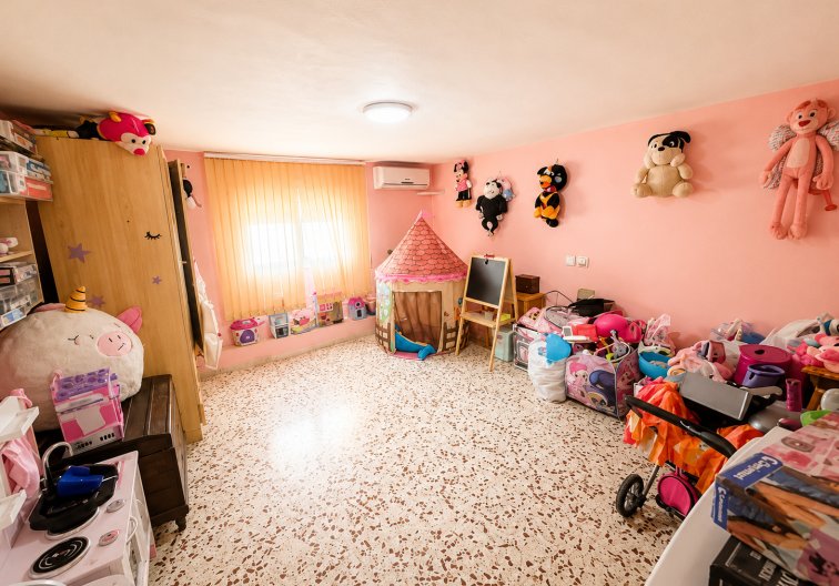 Segunda mano - villa - Torrevieja - Costa Blanca