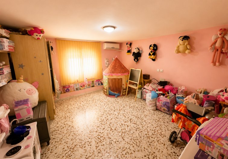 Segunda mano - villa - Torrevieja - Costa Blanca