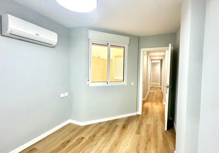 Wiederverkauf - Wohnung - Torrevieja - La Mata Pueblo