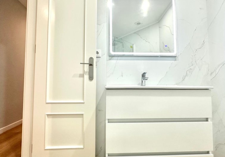 Wiederverkauf - Wohnung - Torrevieja - La Mata Pueblo
