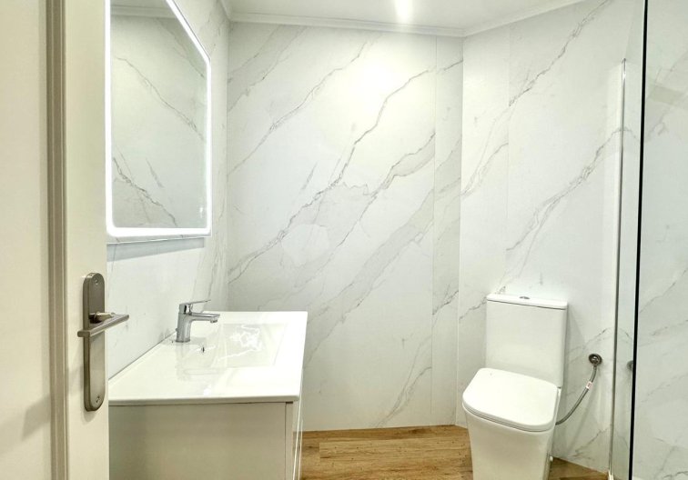 Wiederverkauf - Wohnung - Torrevieja - La Mata Pueblo