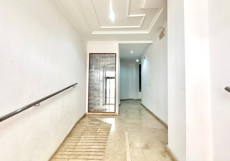 Wiederverkauf - Wohnung - Torrevieja - La Mata Pueblo