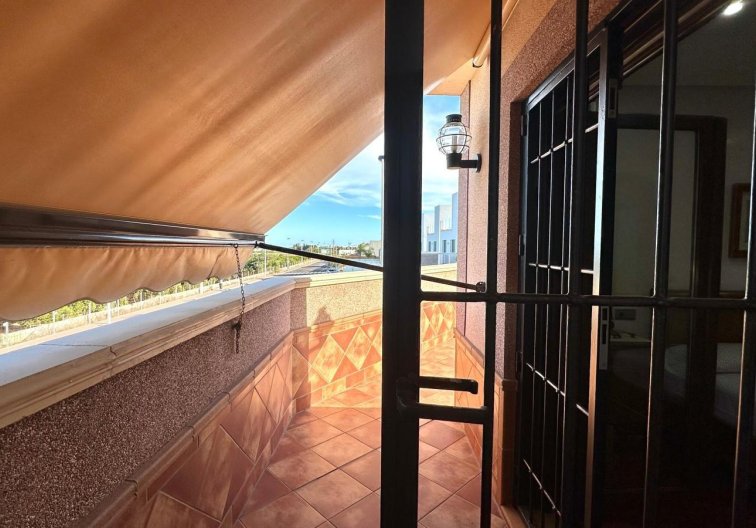 Segunda mano - town house - Torrevieja - La Siesta