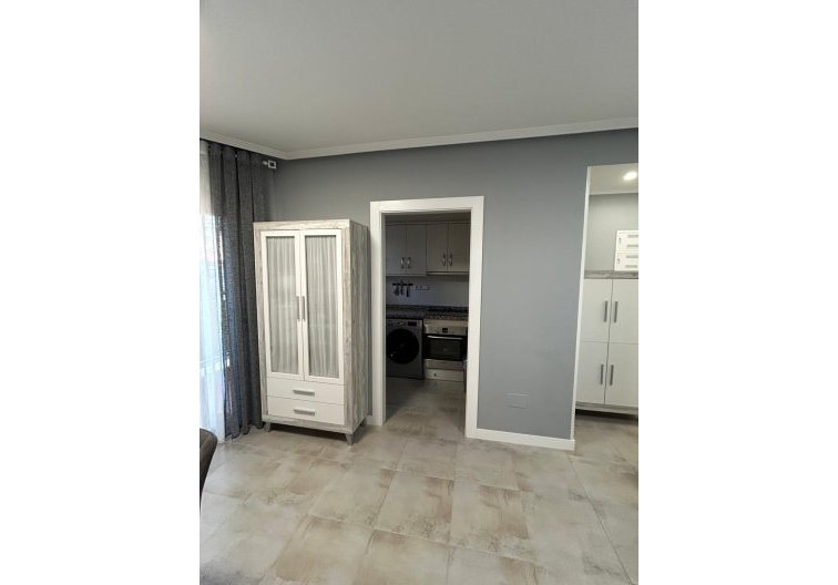 Wiederverkauf - Wohnung - Torrevieja - Playa del Cura