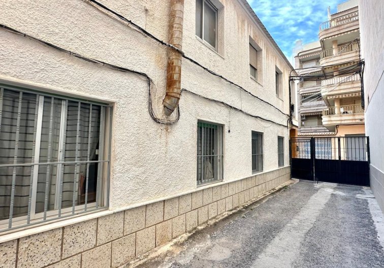 Wiederverkauf - town house - Torrevieja - Playa del Cura