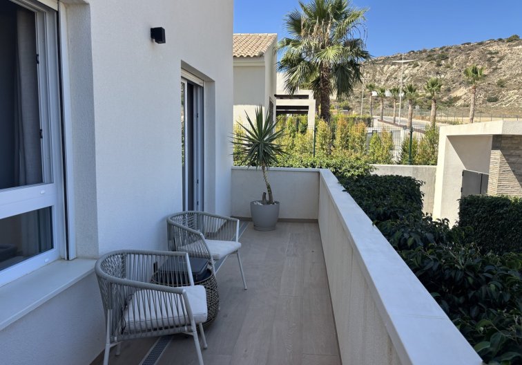Resale - Apartment - La Finca Golf Resort - Inland