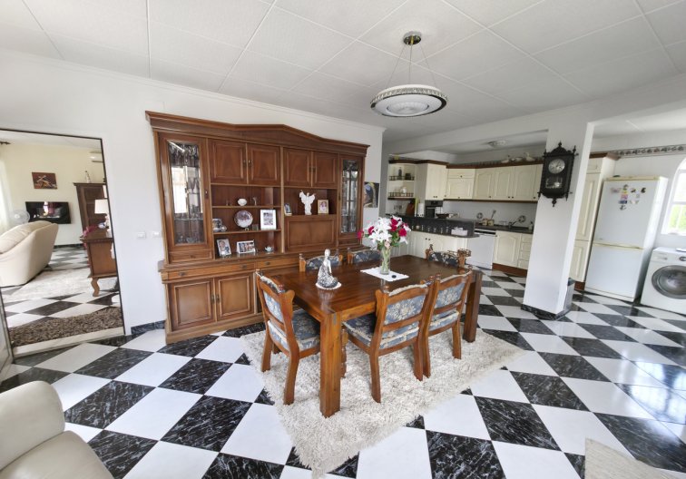 Revente - villa - Torrevieja - Costa Blanca