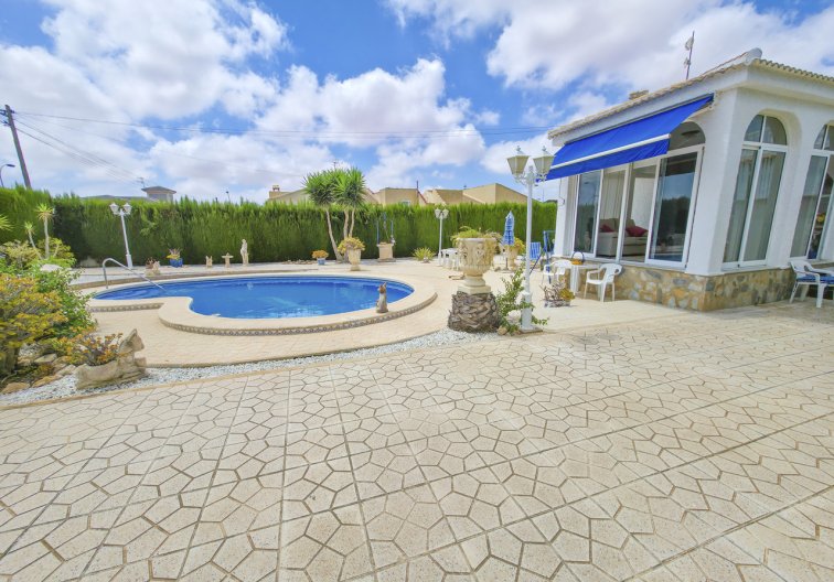 Revente - villa - Torrevieja - Costa Blanca