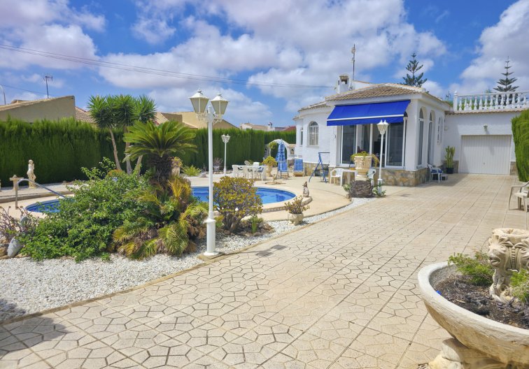 Revente - villa - Torrevieja - Costa Blanca
