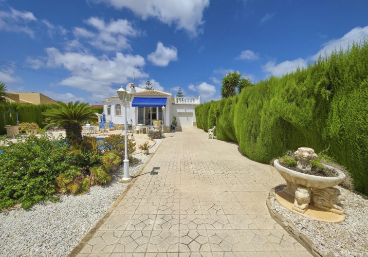 Revente - villa - Torrevieja - Costa Blanca