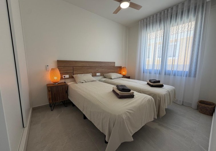 Segunda mano - town house - Torre de la Horadada - Costa Blanca