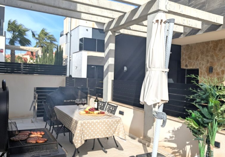 Segunda mano - villa - Cabo Roig - Costa Blanca