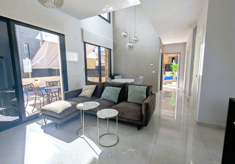 Segunda mano - villa - Cabo Roig - Costa Blanca
