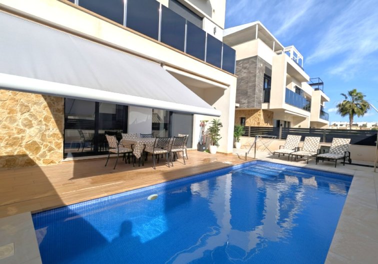Segunda mano - villa - Cabo Roig - Costa Blanca