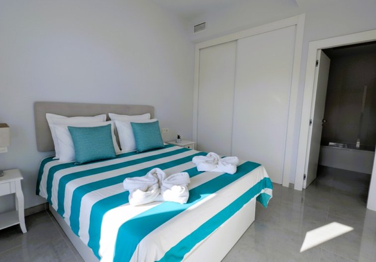 Segunda mano - villa - Cabo Roig - Costa Blanca