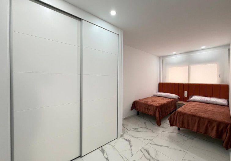 Herverkoop - Appartement - Torrevieja - Estacion De Autobuses
