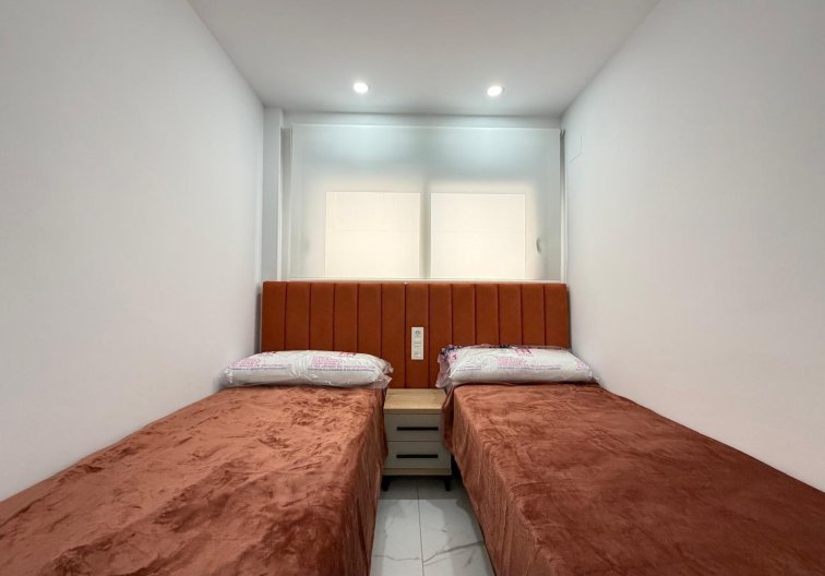 Herverkoop - Appartement - Torrevieja - Estacion De Autobuses