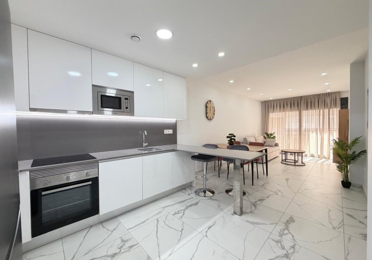 Herverkoop - Appartement - Torrevieja - Estacion De Autobuses