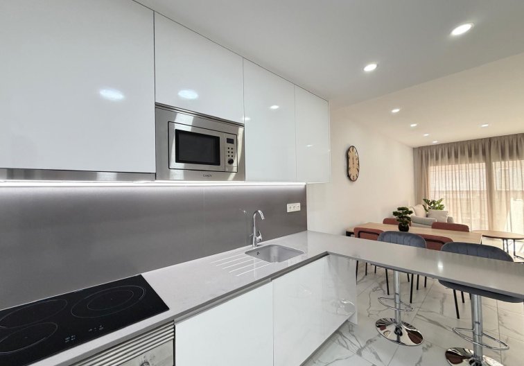 Herverkoop - Appartement - Torrevieja - Estacion De Autobuses