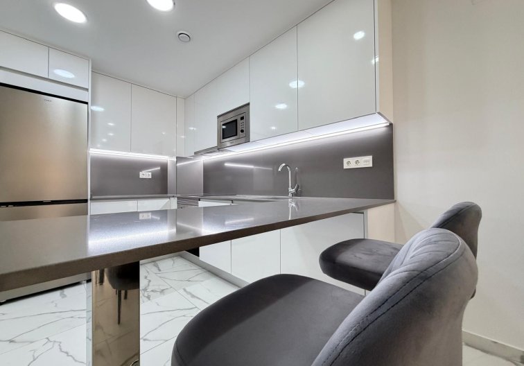 Herverkoop - Appartement - Torrevieja - Estacion De Autobuses