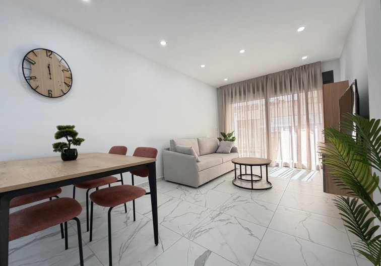 Herverkoop - Appartement - Torrevieja - Estacion De Autobuses