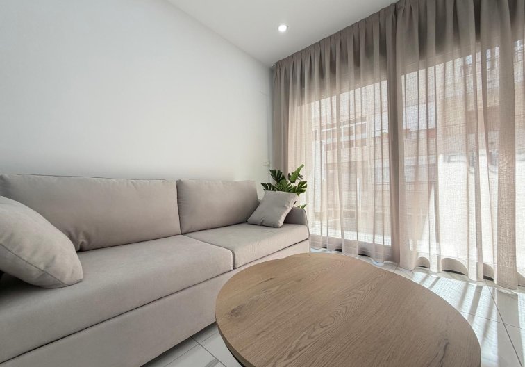 Herverkoop - Appartement - Torrevieja - Estacion De Autobuses