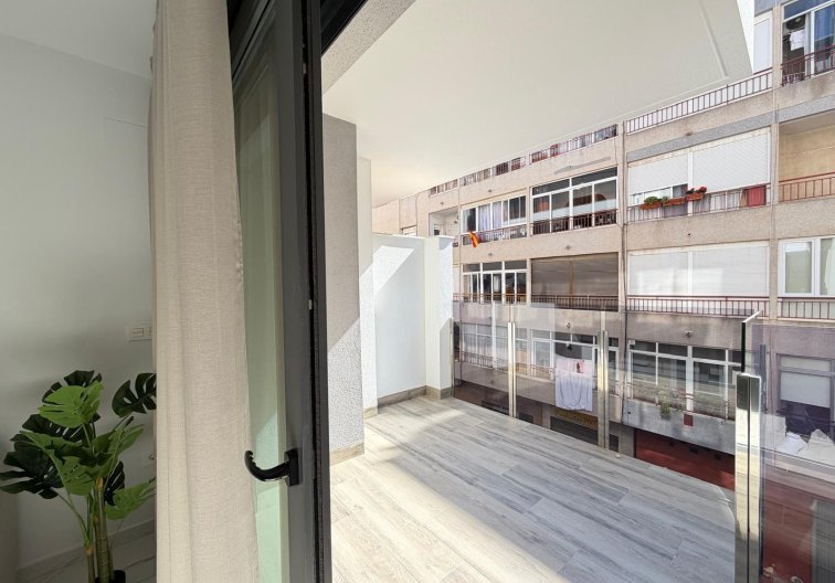 Herverkoop - Appartement - Torrevieja - Estacion De Autobuses