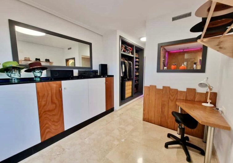 Resale - Apartment - Denia - Costa Blanca