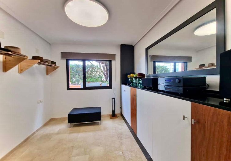 Resale - Apartment - Denia - Costa Blanca