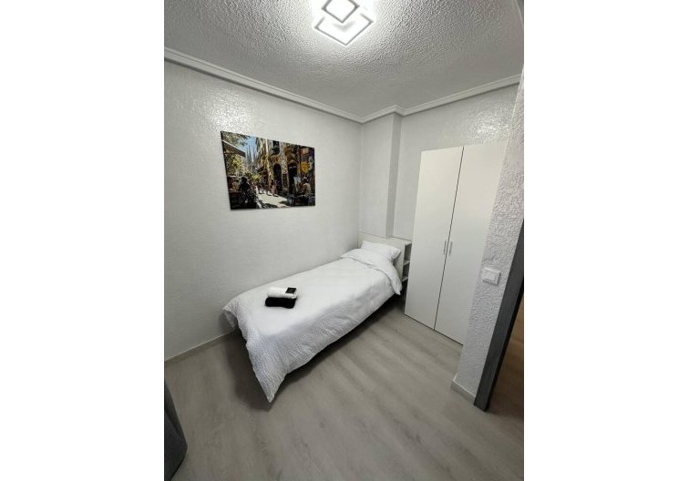 Revente - Appartement - Torrevieja - Centro