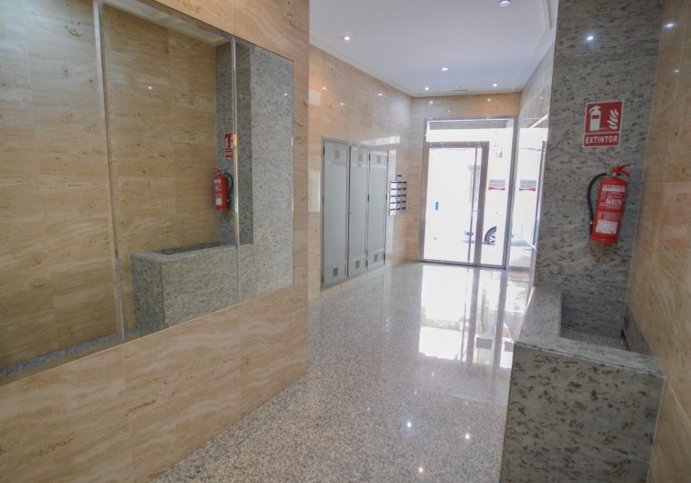 Herverkoop - Appartement - Torrevieja - Playa del Cura