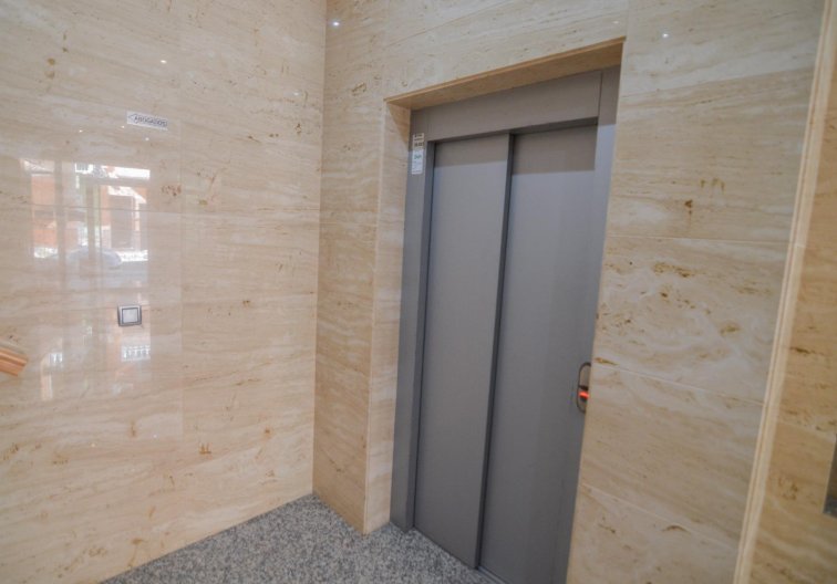 Herverkoop - Appartement - Torrevieja - Playa del Cura