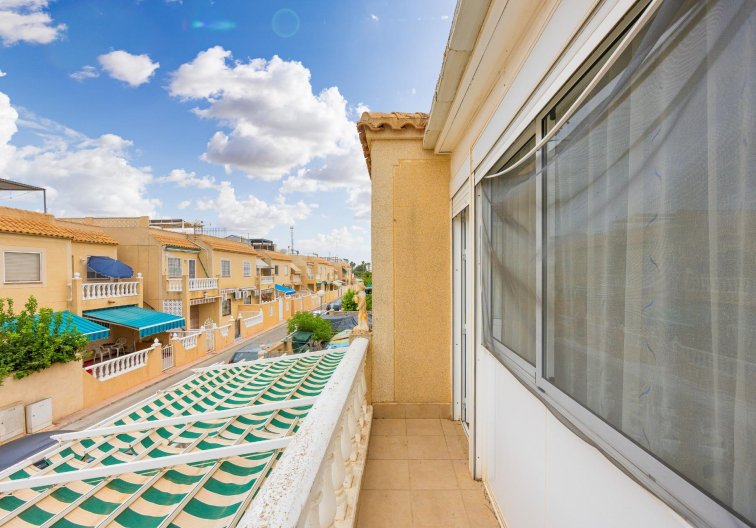 Segunda mano - villa - Torrevieja - El Limonar