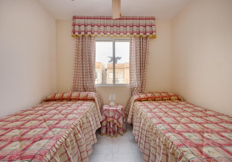 Segunda mano - villa - Torrevieja - El Limonar