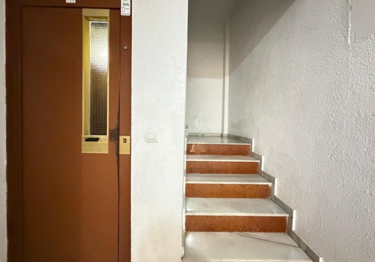 Herverkoop - Appartement - Torrevieja - Playa del Cura