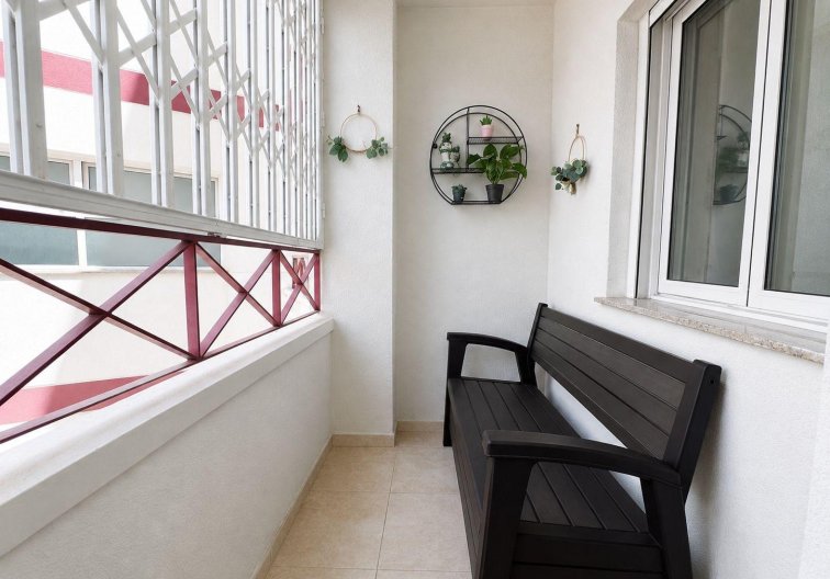 Wiederverkauf - Wohnung - Torrevieja - Centro
