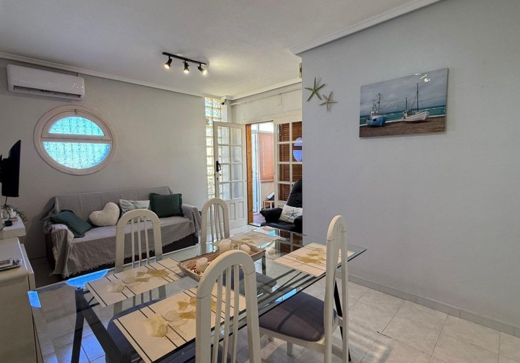 Resale - Bungalow - Torrevieja - Punta Prima