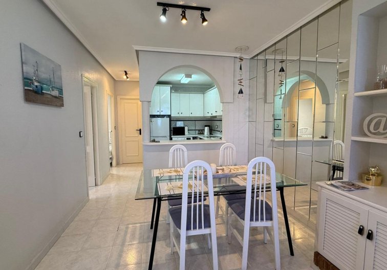 Resale - Bungalow - Torrevieja - Punta Prima