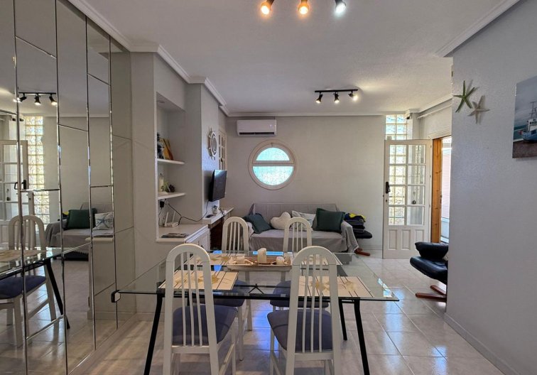 Resale - Bungalow - Torrevieja - Punta Prima