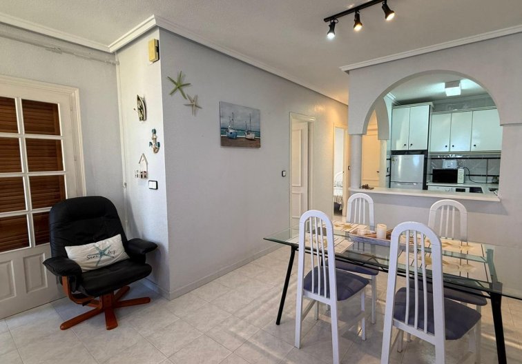 Resale - Bungalow - Torrevieja - Punta Prima