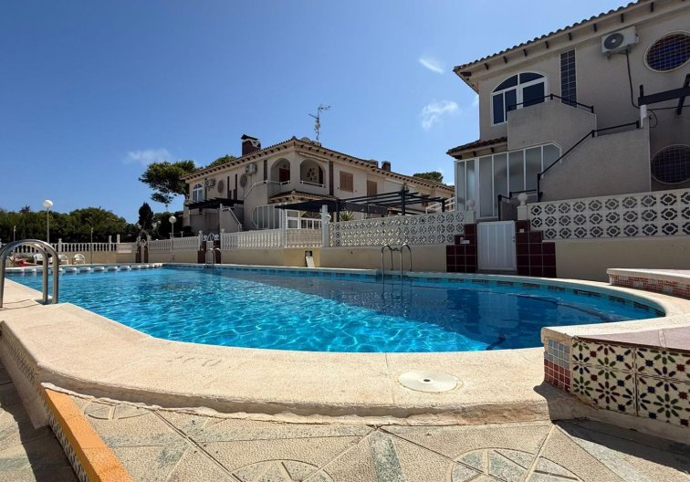 Resale - Bungalow - Torrevieja - Punta Prima