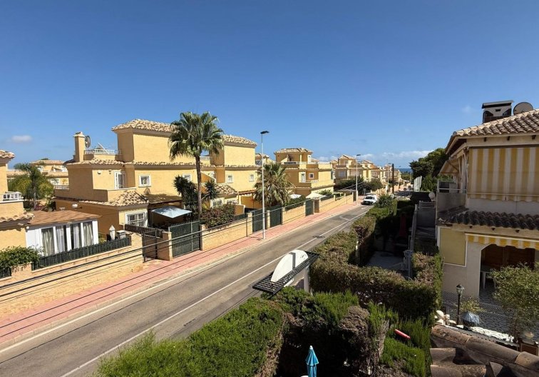 Resale - Bungalow - Torrevieja - Punta Prima