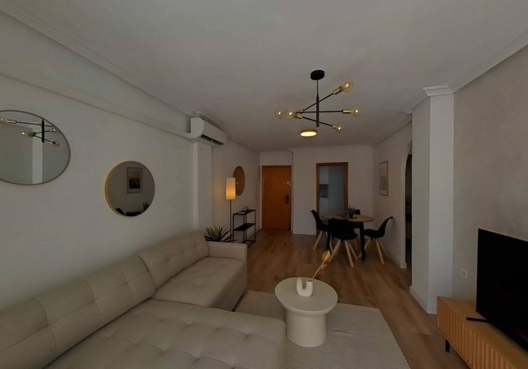 Wiederverkauf - Wohnung - Torrevieja - La Mata Pueblo