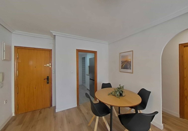 Wiederverkauf - Wohnung - Torrevieja - La Mata Pueblo