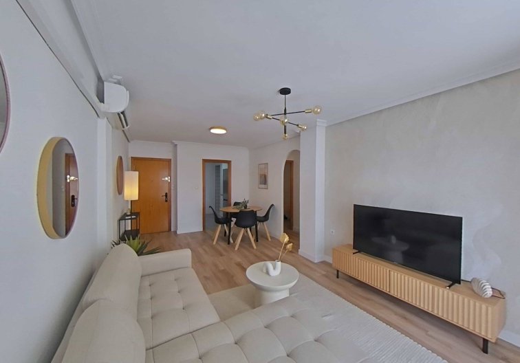 Wiederverkauf - Wohnung - Torrevieja - La Mata Pueblo
