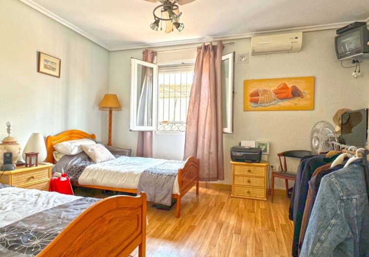 Revente - villa - Torrevieja - Costa Blanca