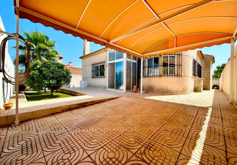 Revente - villa - Torrevieja - Costa Blanca