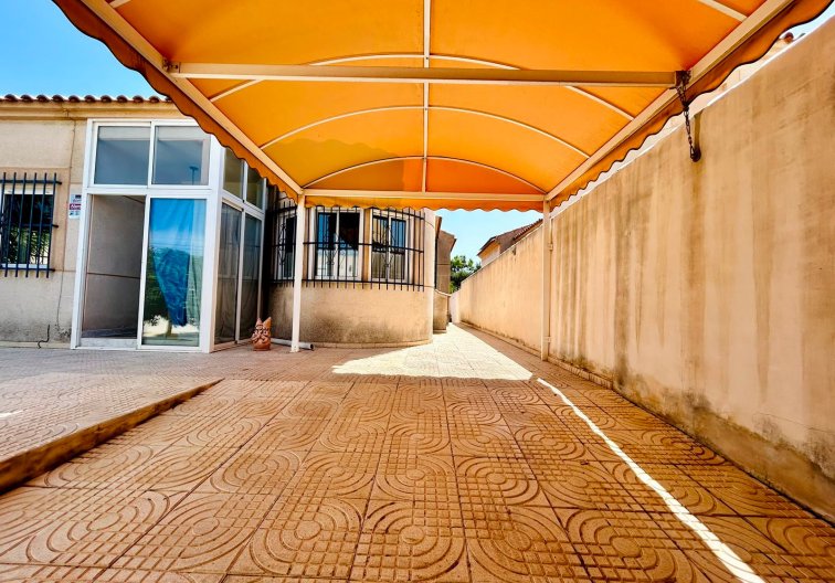 Revente - villa - Torrevieja - Costa Blanca