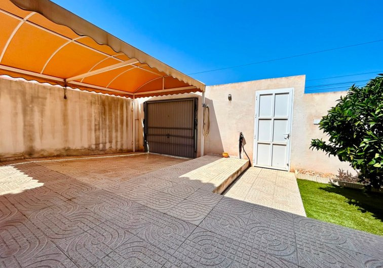 Revente - villa - Torrevieja - Costa Blanca